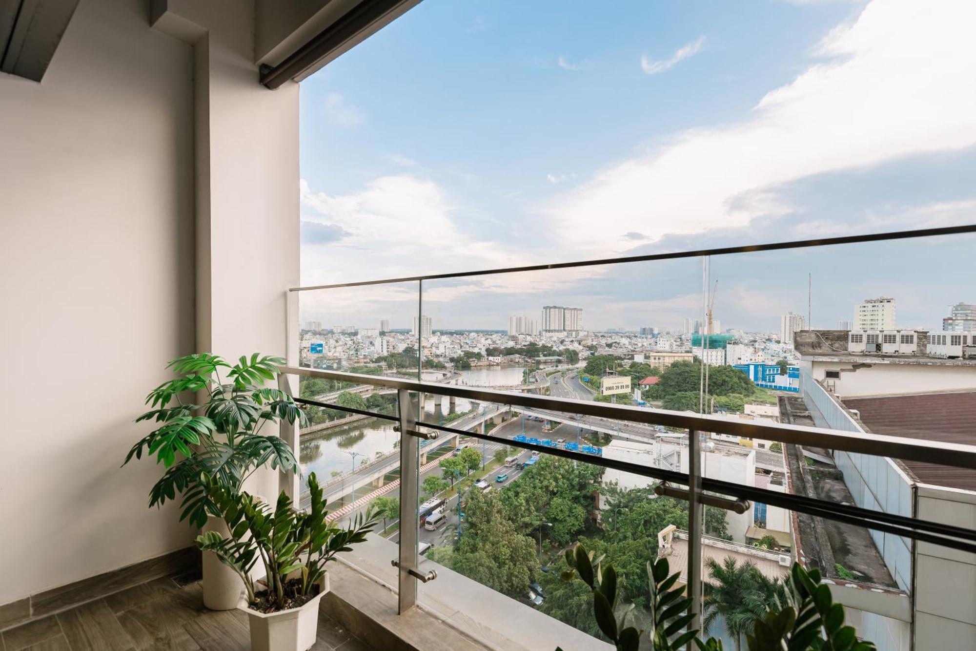 Exclusive 2-3 Bedroom Apartment In District 1 Free Pool Gym Sauna Ho Chi Minh City Exterior photo